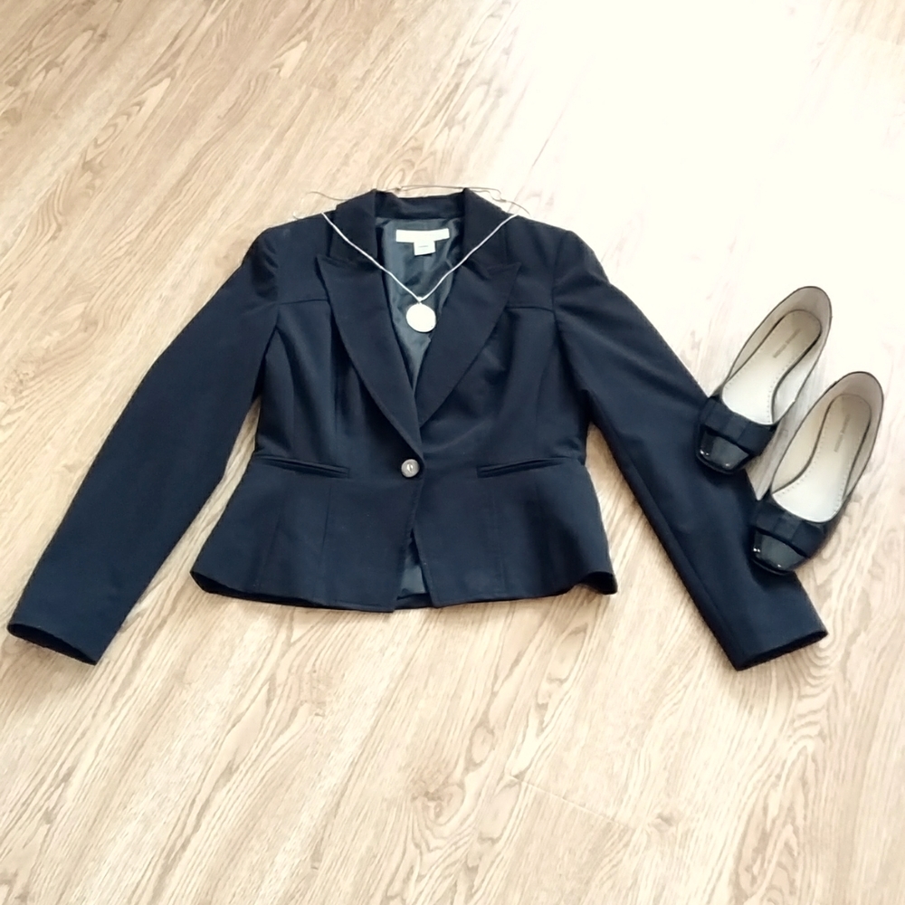Nine West - Perfect Black Blazer - Size 6 - Picture 2 of 10